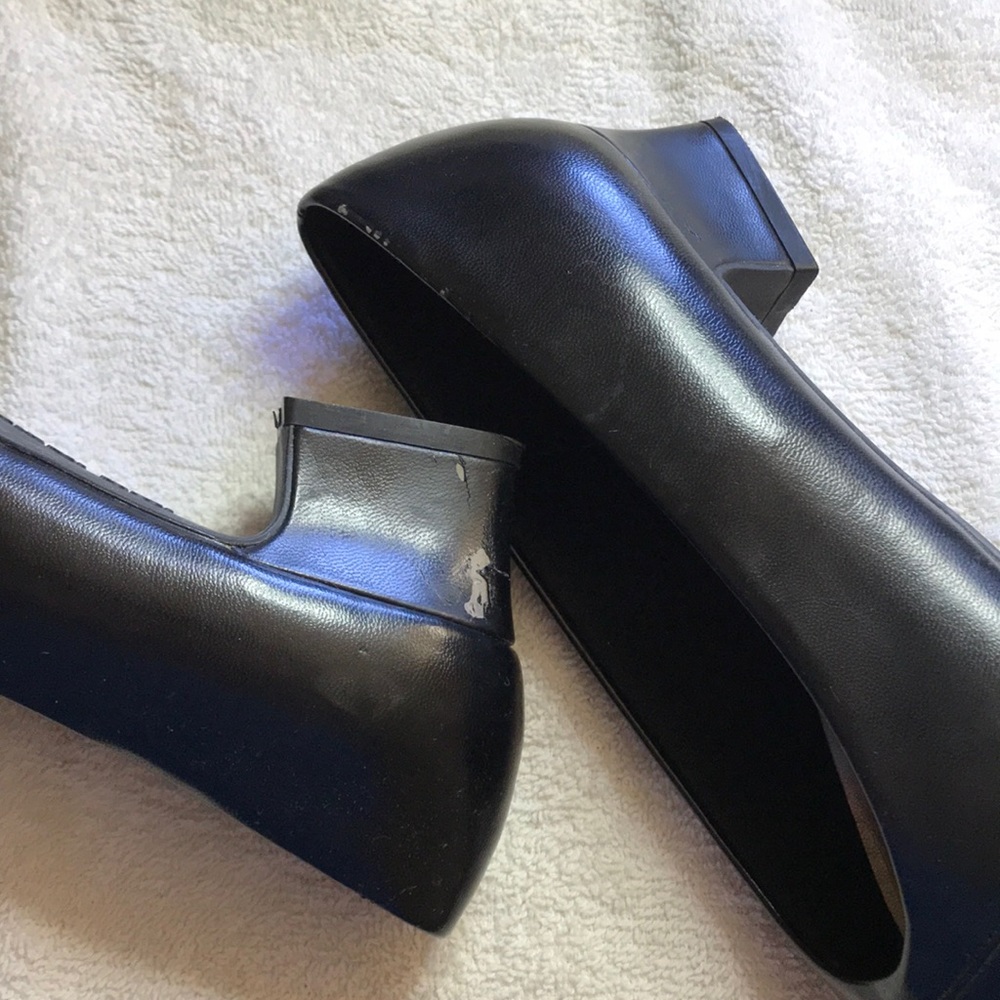✨SALE✨Flats - Picture 3 of 3